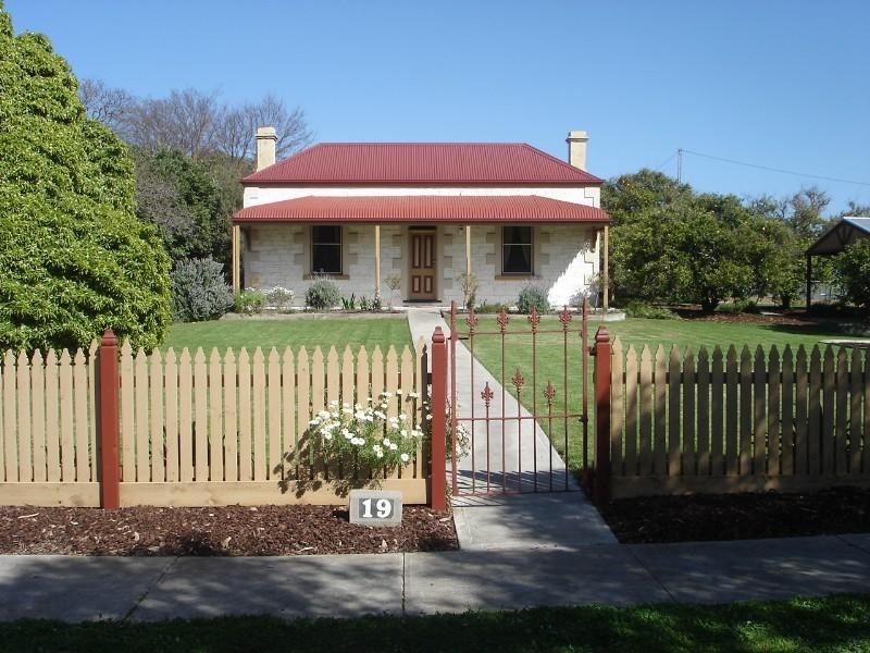 19 Gum Avenue, Lucindale SA 5272