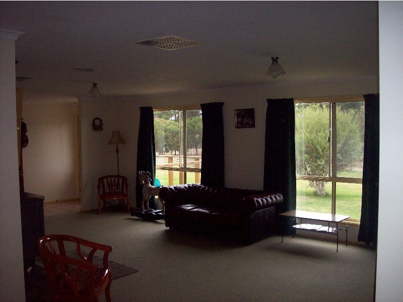 15 Cadgee Road, Naracoorte SA 5271