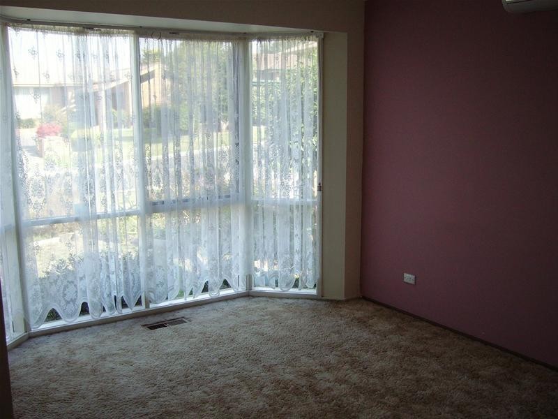 16 Poorinda Rise, Narre Warren VIC 3805