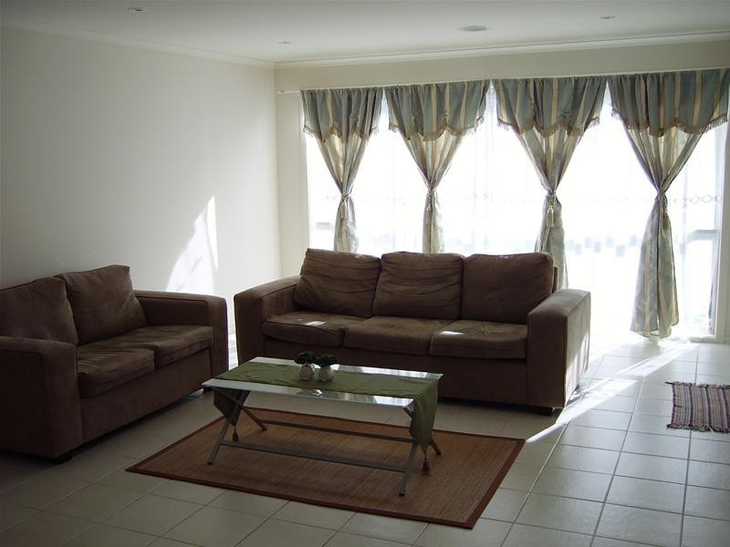 51 Golden Grove, Narre Warren VIC 3805