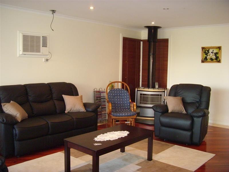 33 Ohio Crescent, Narre Warren VIC 3805