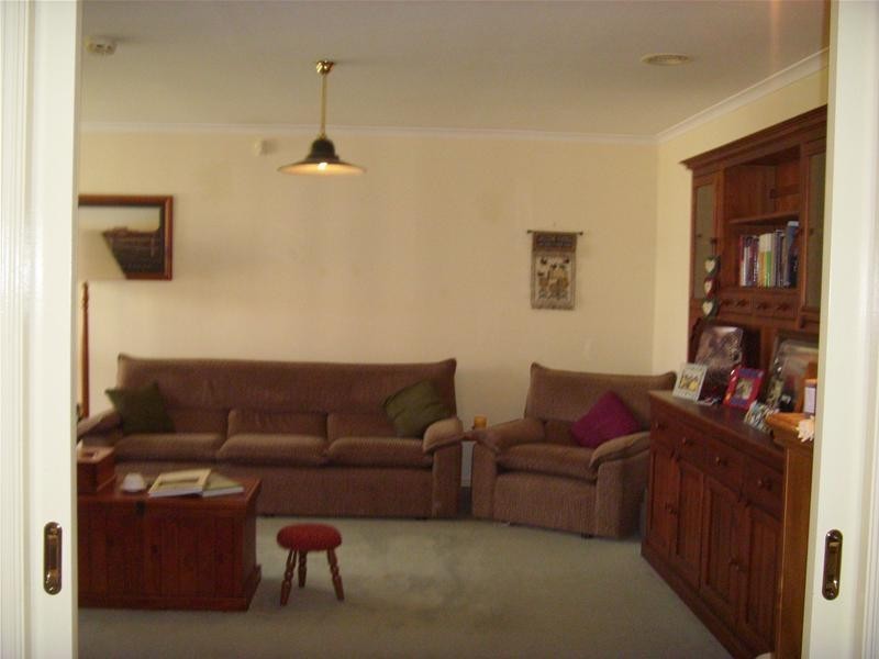 1 Milton Place, Narre Warren South VIC 3805