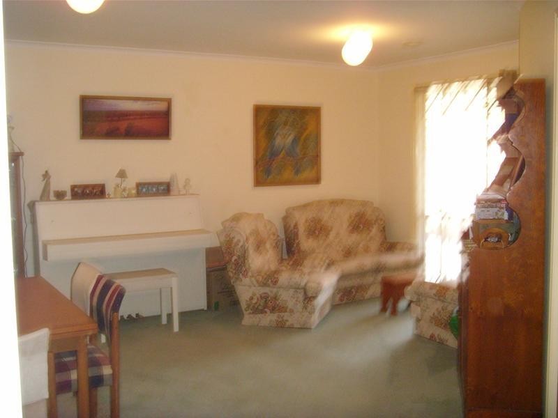 1 Milton Place, Narre Warren South VIC 3805