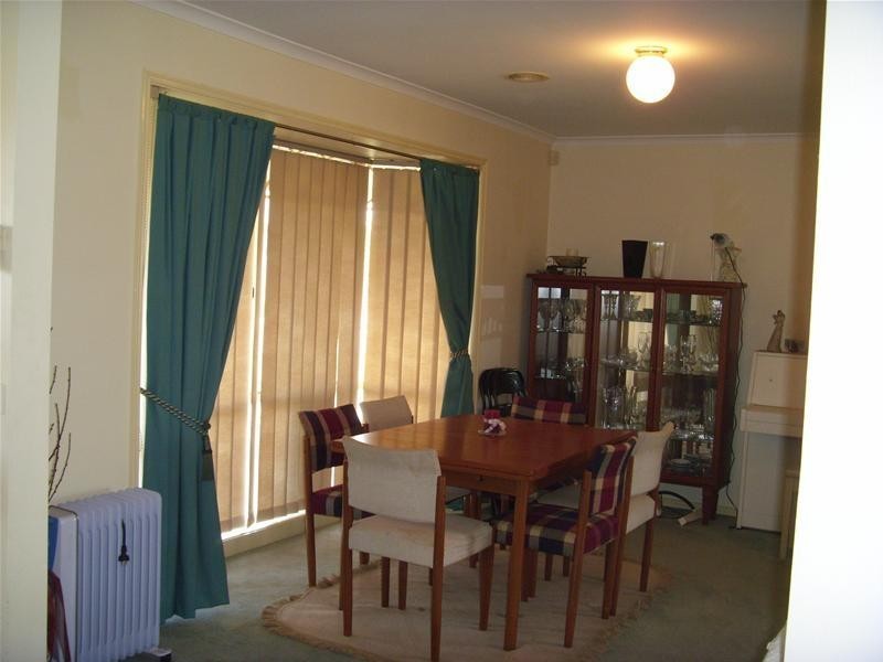 1 Milton Place, Narre Warren South VIC 3805