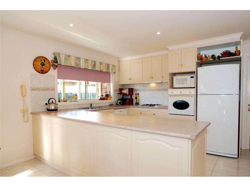 3 Haydn Place, Narre Warren South VIC 3805