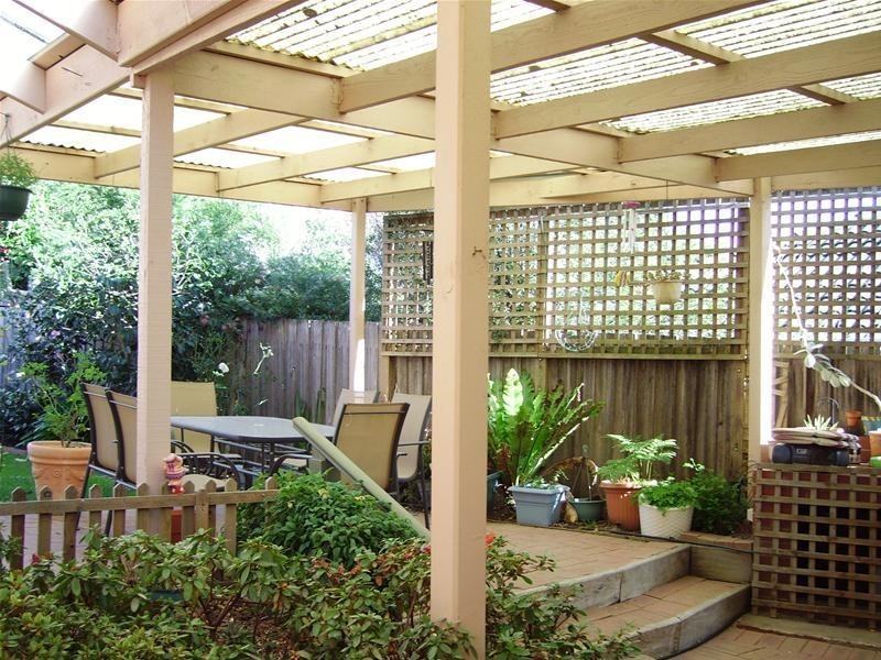 1 Lodge Crescent, Berwick VIC 3806