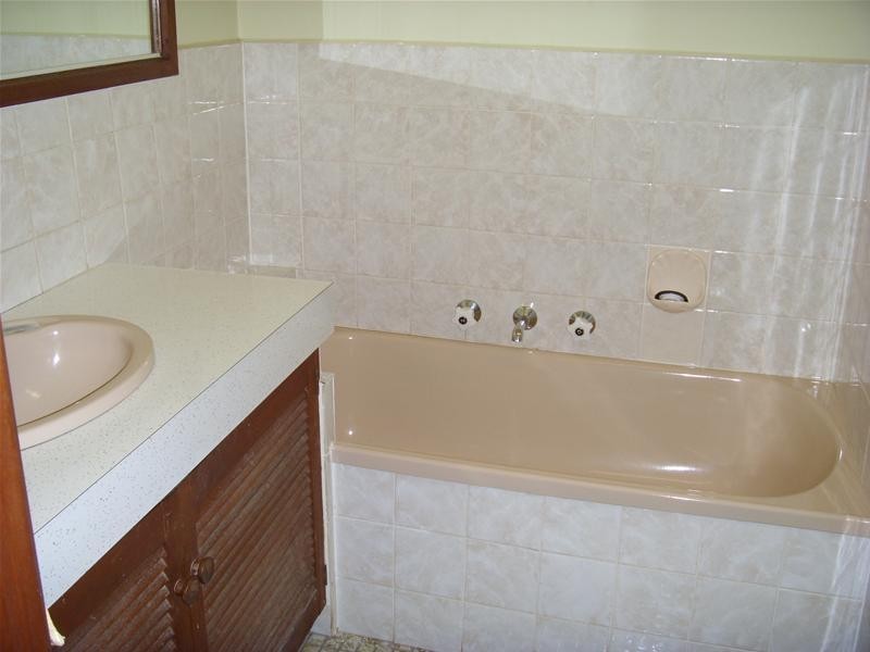 8/37 Clyde Road, Berwick VIC 3806