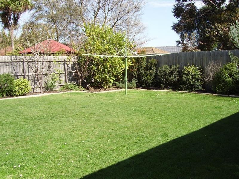 70 Prospect Hill Road, Narre Warren VIC 3805