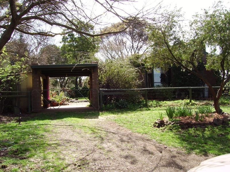 35 Bourkes Creek Road, Pakenham Upper VIC 3810