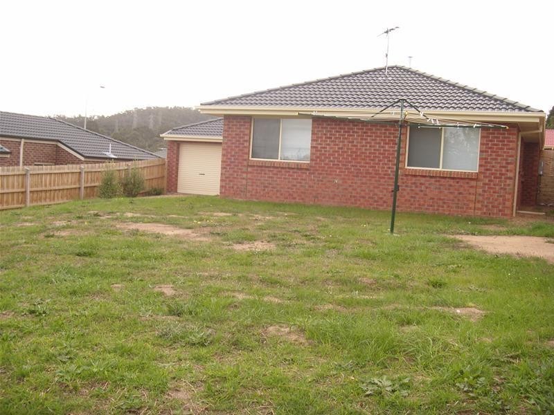 57 Manna Gum Drive, Pakenham VIC 3810