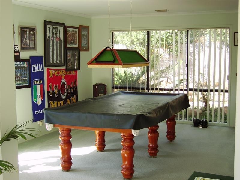 33 Beethoven Drive, Narre Warren South VIC 3805