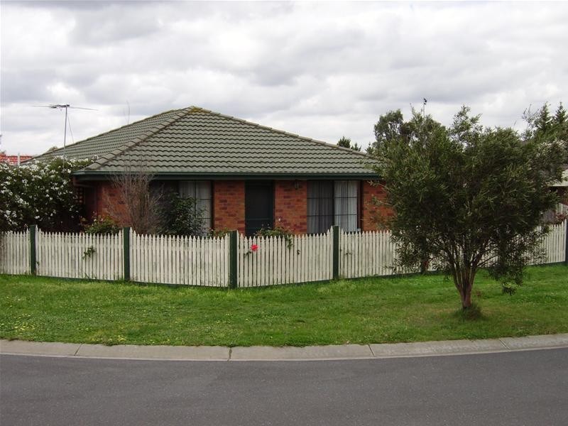 10 Onyx Court, Narre Warren VIC 3805