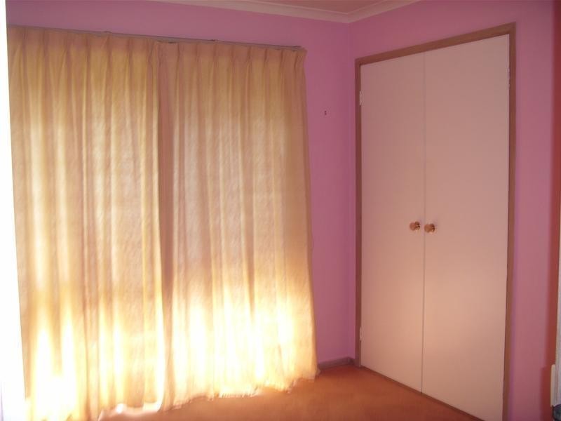 8 Rozzy Parade, Narre Warren VIC 3805