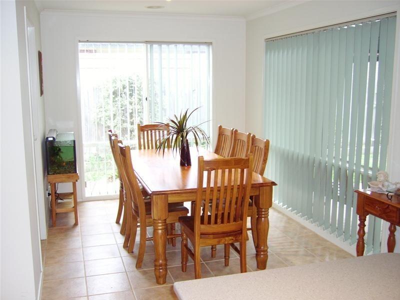 38 Beethoven Drive, Narre Warren South VIC 3805