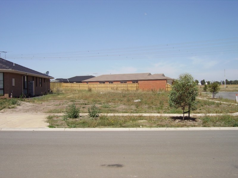 Lot 731 (74) Pepperbush Circuit, Cranbourne VIC 3977