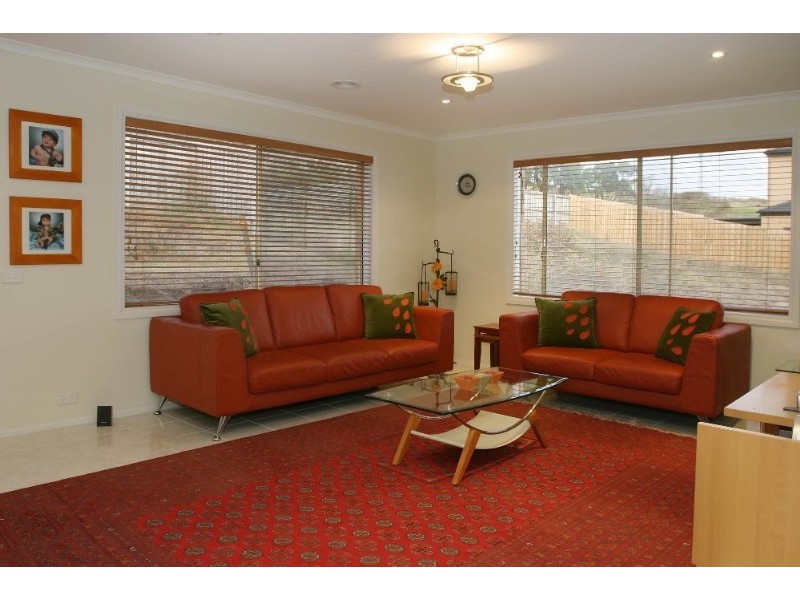 45 Montbrae Circuit, Narre Warren North VIC 3804