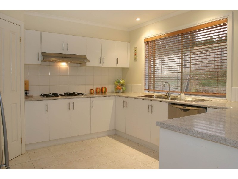 45 Montbrae Circuit, Narre Warren North VIC 3804