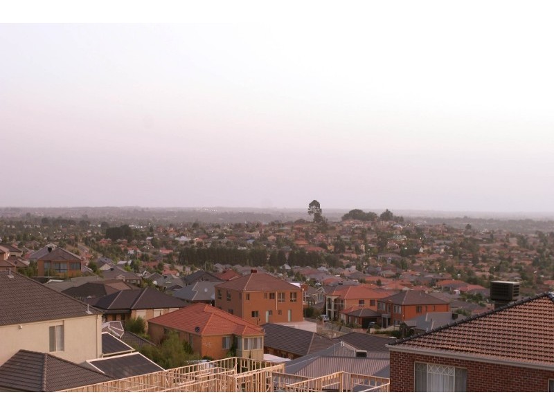 45 Montbrae Circuit, Narre Warren North VIC 3804
