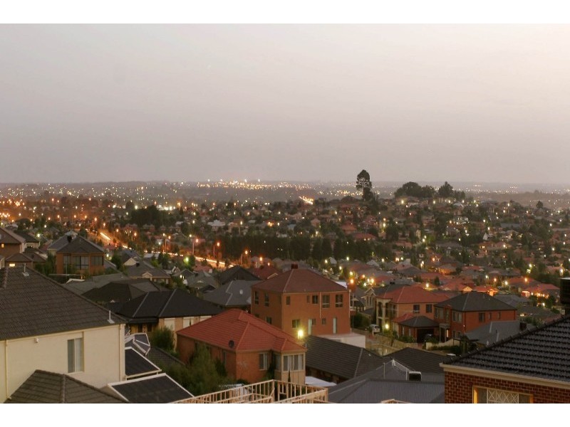 45 Montbrae Circuit, Narre Warren North VIC 3804