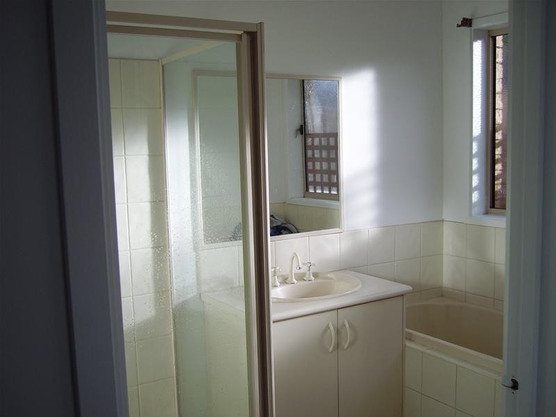 31 Breamlea Way, Cranbourne West VIC 3977