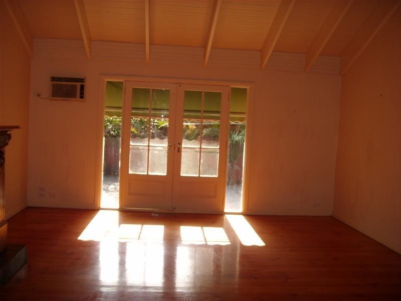 27 Garryowen Crescent, Narre Warren VIC 3805