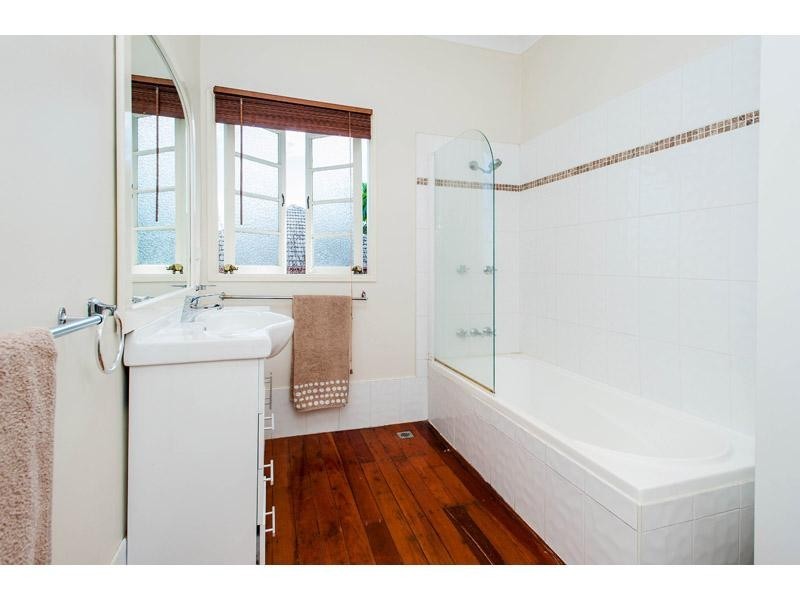 11 Raffles Street, Mount Gravatt East QLD 4122