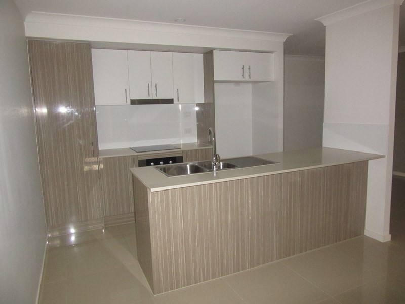 2/68 Comley Street, Sunnybank QLD 4109