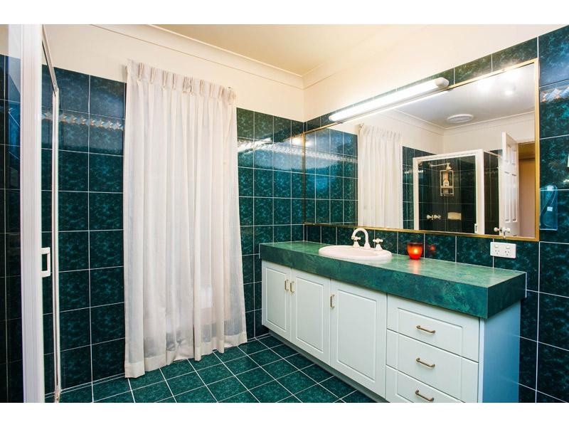 3 Lapage Place, Wishart QLD 4122