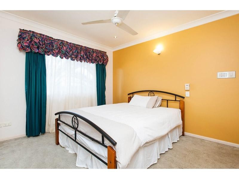 3 Lapage Place, Wishart QLD 4122