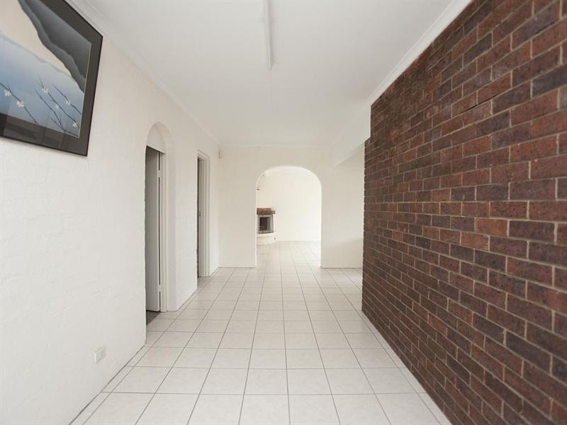 25 Nevern Street, Macgregor QLD 4109
