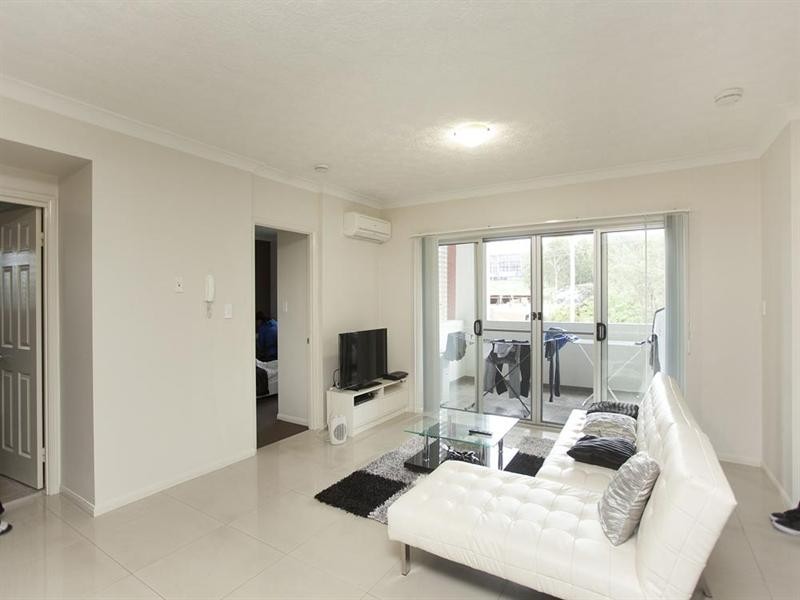 18/14 Le Grand Street, Macgregor QLD 4109