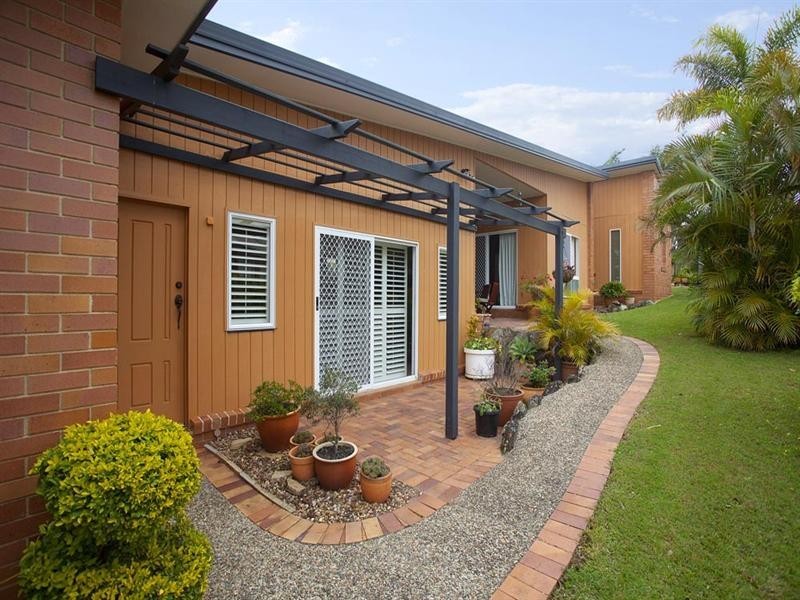 15 Lonsdale Place, Wishart QLD 4122