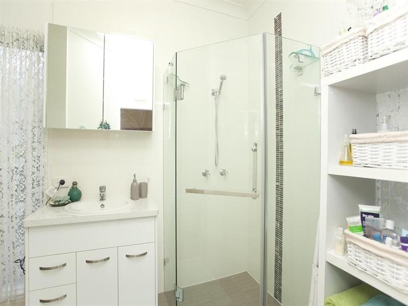 15 Lonsdale Place, Wishart QLD 4122