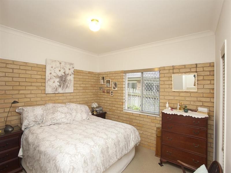 15 Lonsdale Place, Wishart QLD 4122