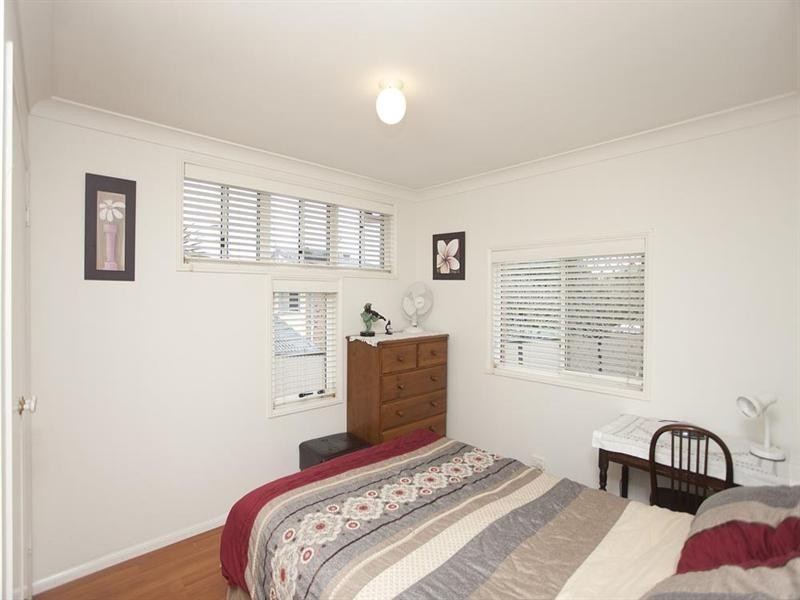 15 Lonsdale Place, Wishart QLD 4122