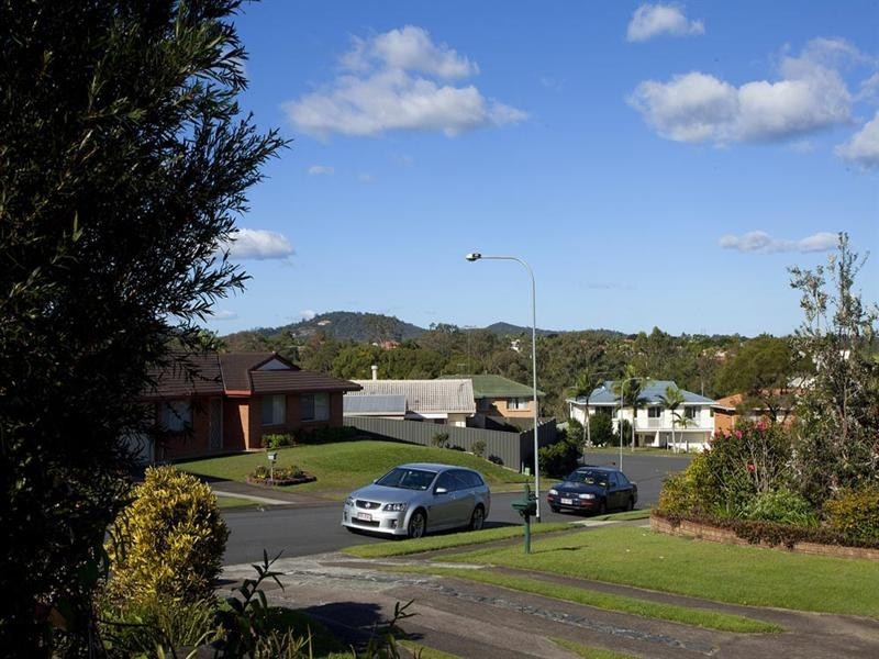 21 Brownleaf Street, Mansfield QLD 4122