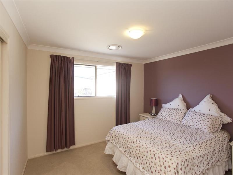 7 Sovereign Close, Wishart QLD 4122