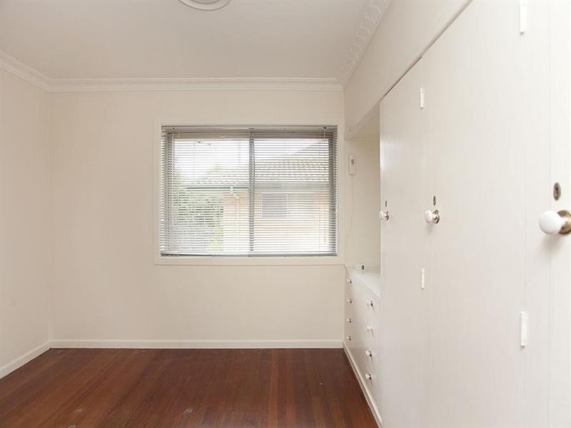 27 Menkira Street, Mansfield QLD 4122