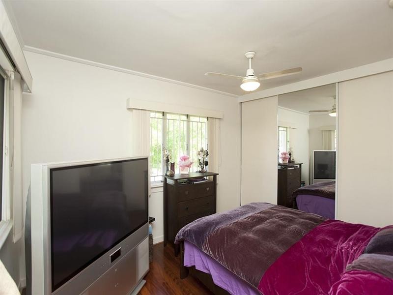 49 Watford Street, Upper Mount Gravatt QLD 4122