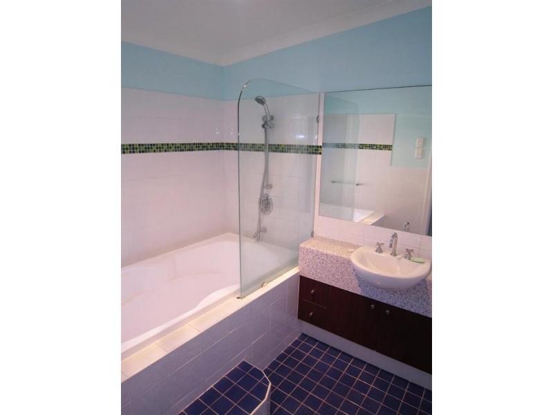 15 Cremin Street, Upper Mount Gravatt QLD 4122