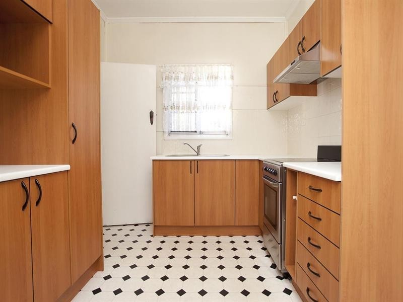 71 Rita Street, Holland Park QLD 4121