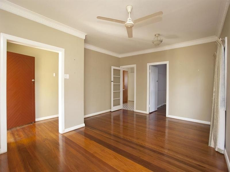 71 Rita Street, Holland Park QLD 4121