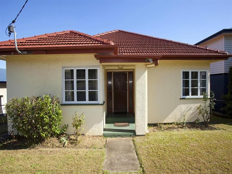 71 Rita Street, Holland Park QLD 4121