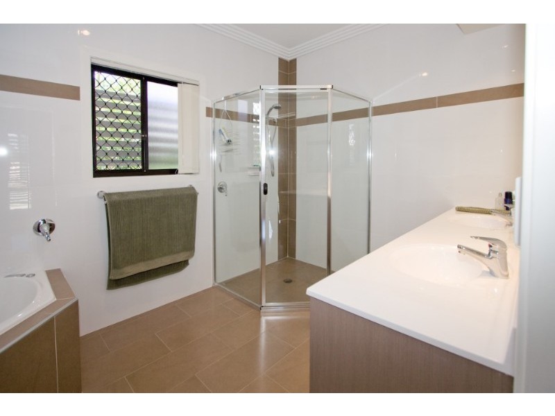 60 Fairbank Street, Sunnybank QLD 4109