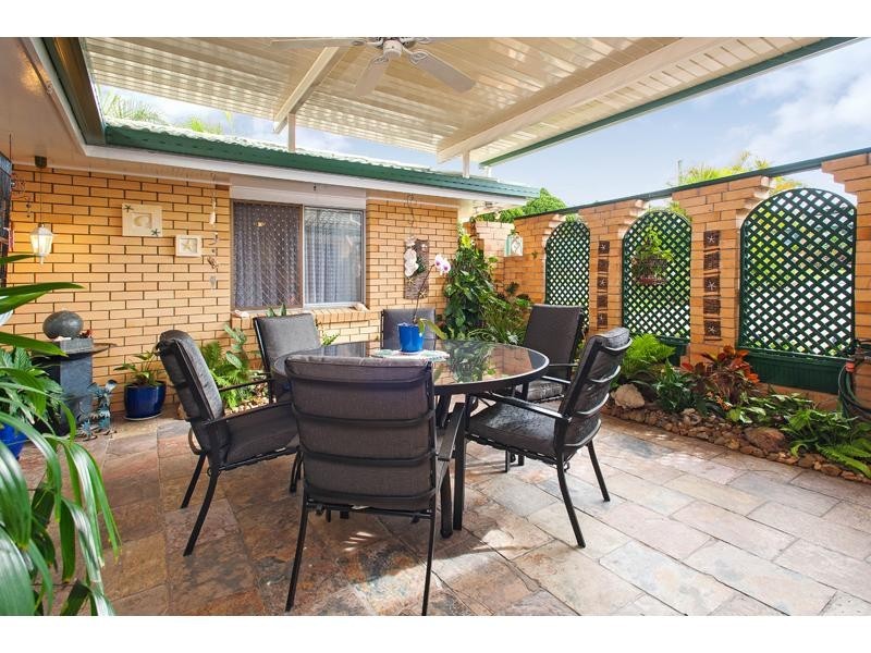 4 Benbow Court, Springwood QLD 4127