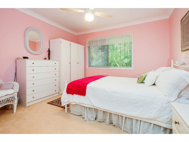 4 Benbow Court, Springwood QLD 4127