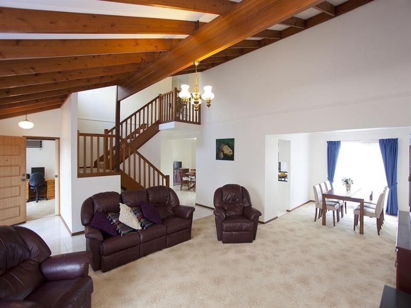 96 Delavan Street, Wishart QLD 4122