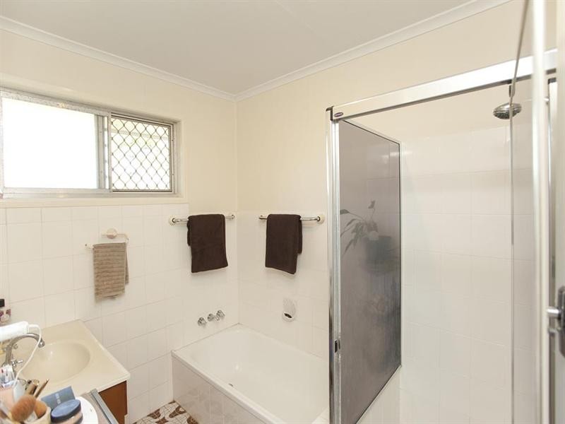 26 Auckland Street, Wishart QLD 4122