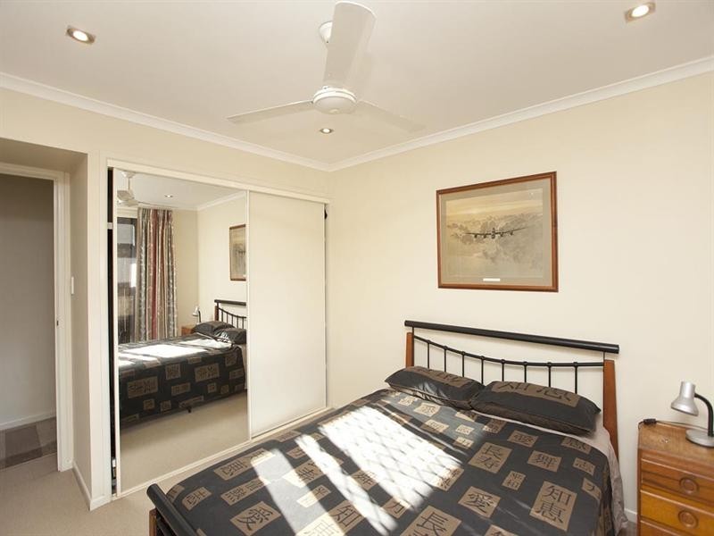 26 Auckland Street, Wishart QLD 4122