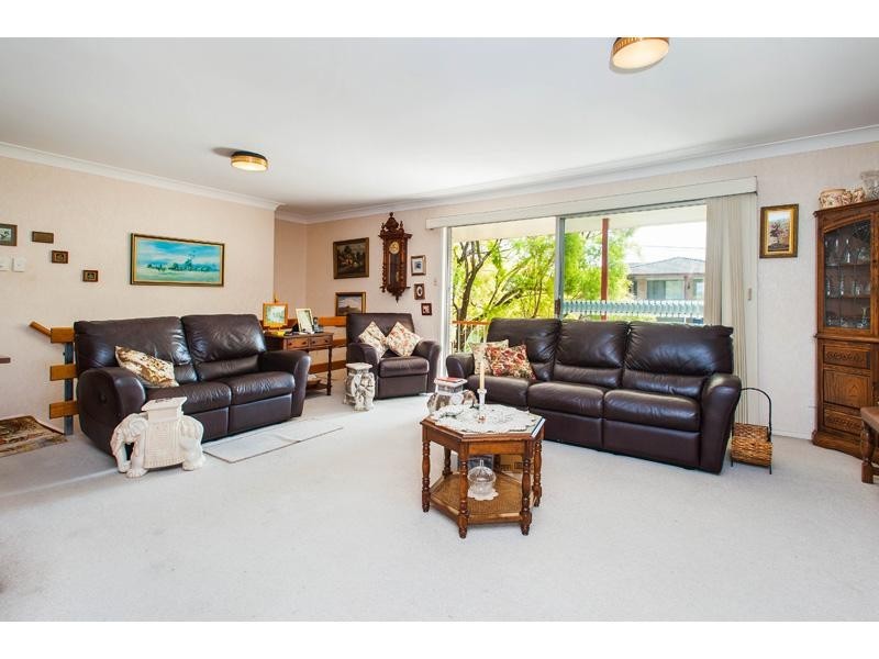 1 Miandetta Street, Mansfield QLD 4122